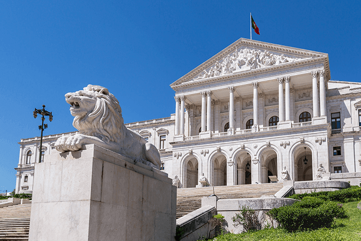 Poetic Tuk Tuk Tour - Palácio São Bento